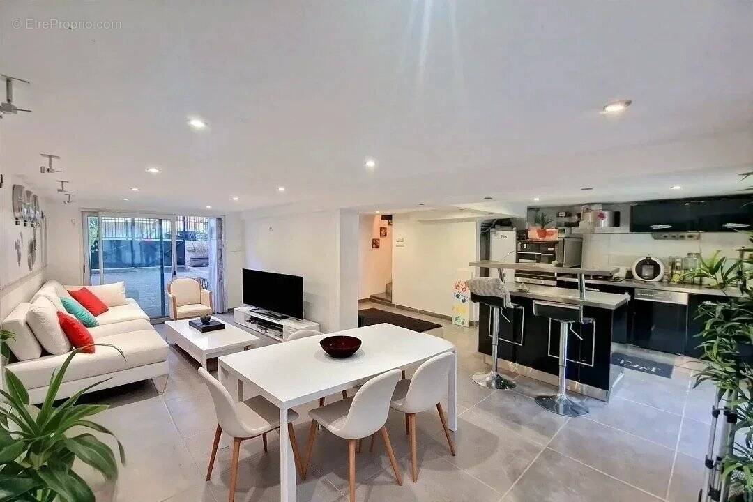 Maison à VILLEMOMBLE