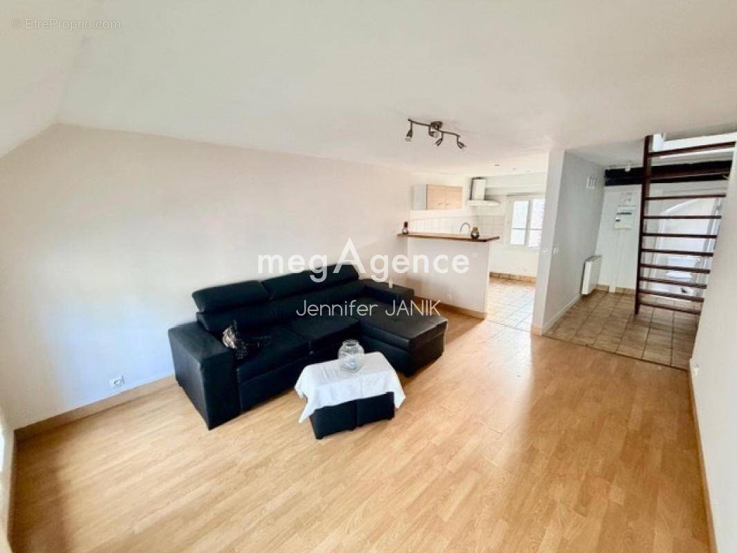 Appartement à PONTOISE