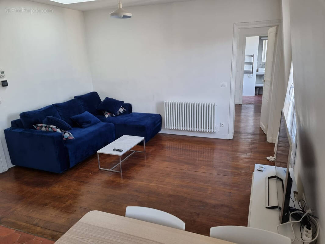 Appartement à PARIS-11E