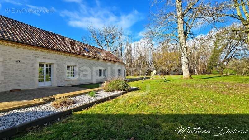 Longère moderne avec piscine et près d’un hectare de terrain – Dordogne, près de Bergerac - photo 18