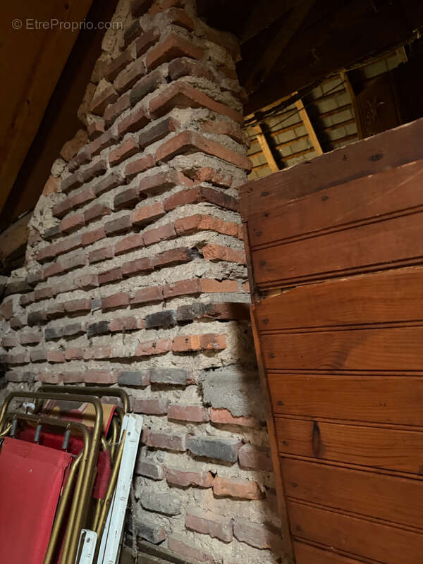 Maison de village avec beau potentiel et beau terrain - photo 15
