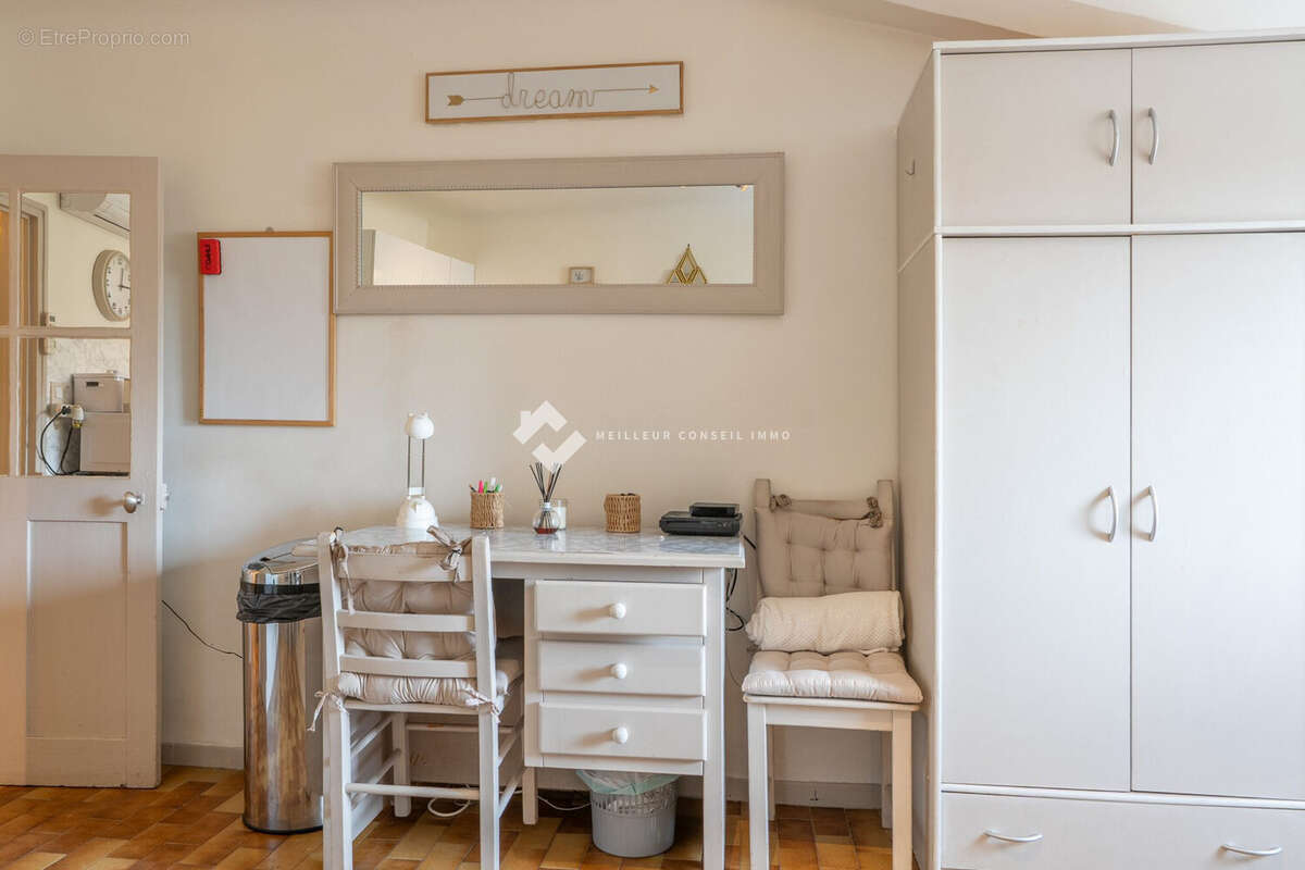 Appartement 28 m² à Aix-En-Provence  - photo 4