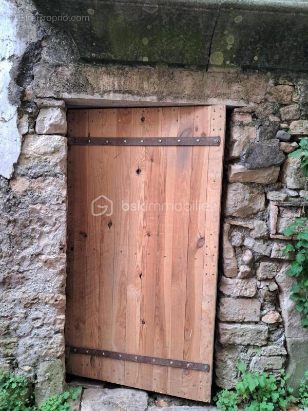 Maison à VILLEMAGNE-L&#039;ARGENTIERE