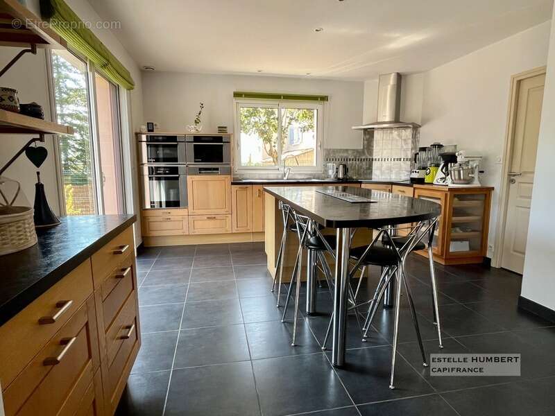 Maison à FONTENAY-LE-COMTE