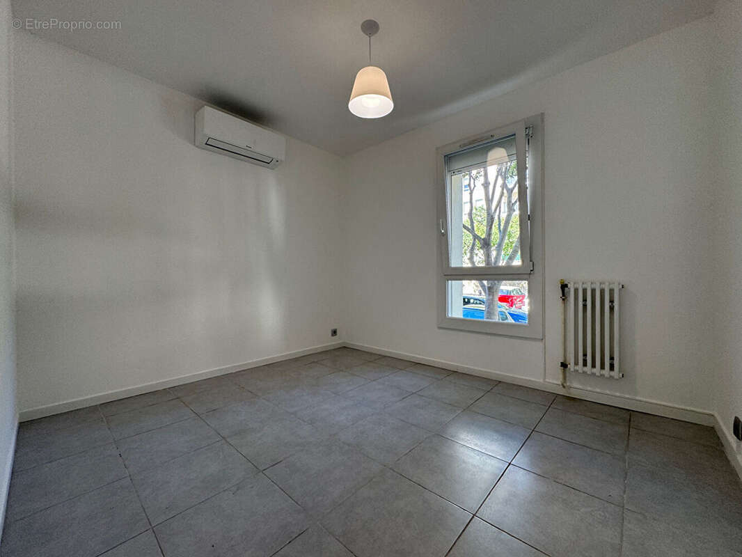 Appartement à MARSEILLE-12E