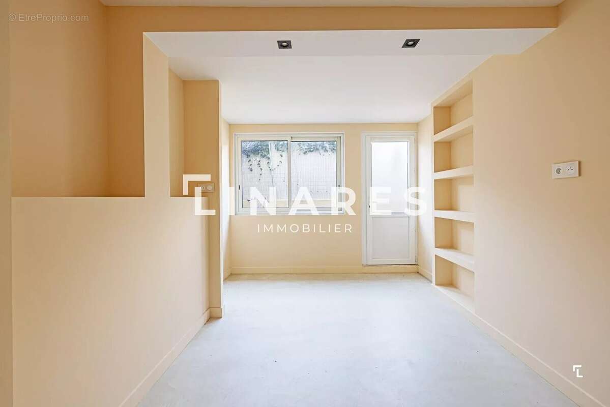 LE NID MARIN - Appartement T4 de 85m2 - Terrasse de 22m2 vue mer -13008 Les GOUDES - photo 9