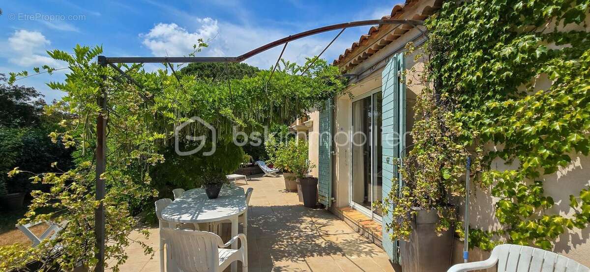 Maison à LA MOTTE