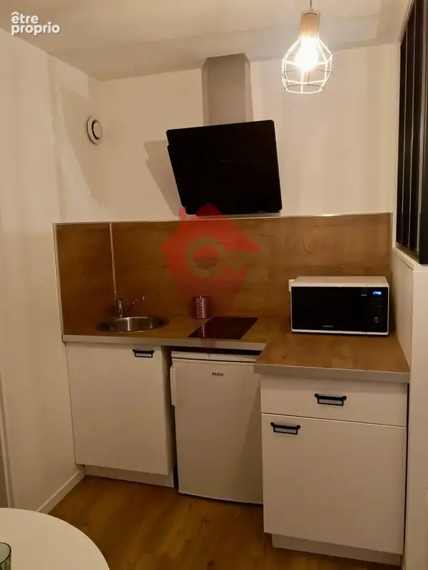 Appartement T1 meublé au dernier étage avec ascenseur et parking   Le Mans - photo 4