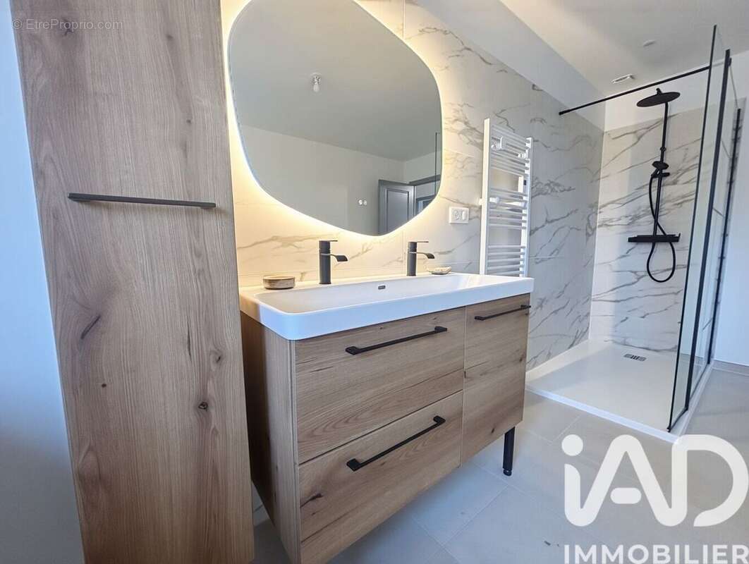 Maison 138 m² à Vertus  - photo 7