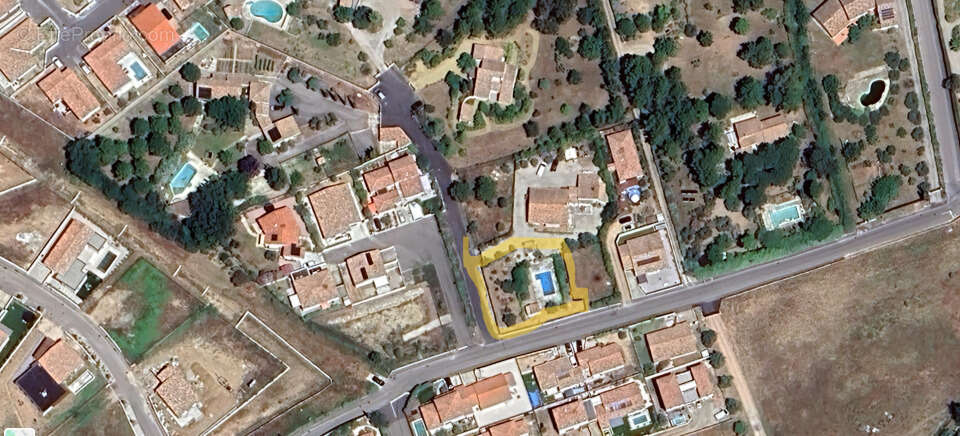 Terrain à CLERMONT-L'HERAULT