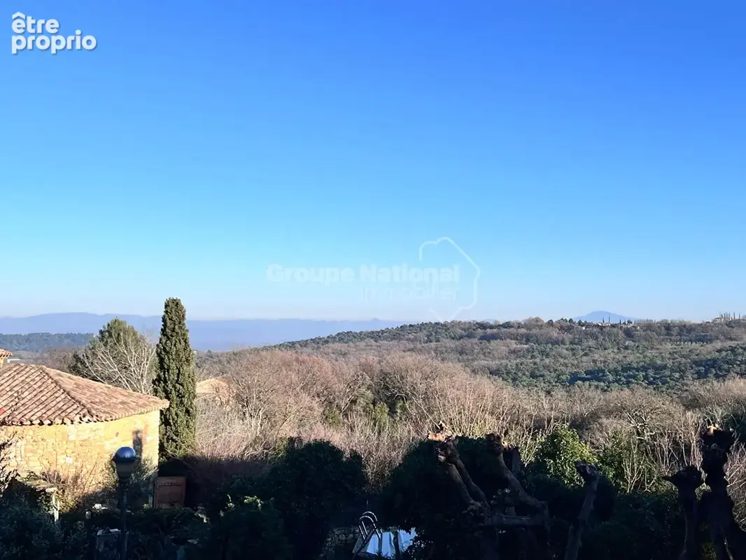 Maison de village avec vue, terrasses, jardinet et stationnement - photo 3