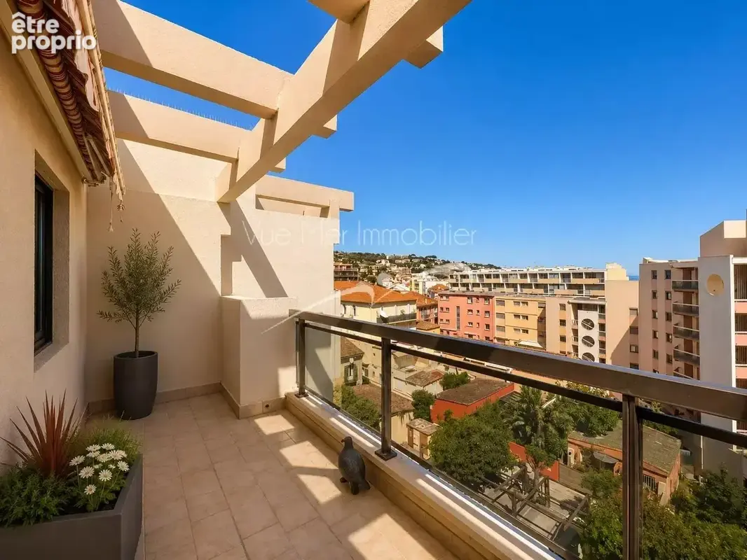 Saint james - plein centre - plage 150 m - photo 4