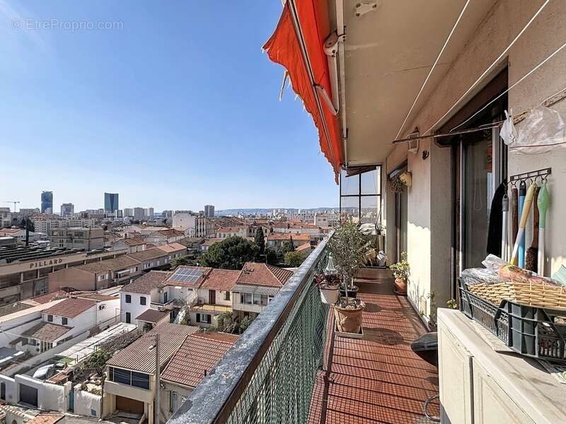 Appartement à MARSEILLE-14E