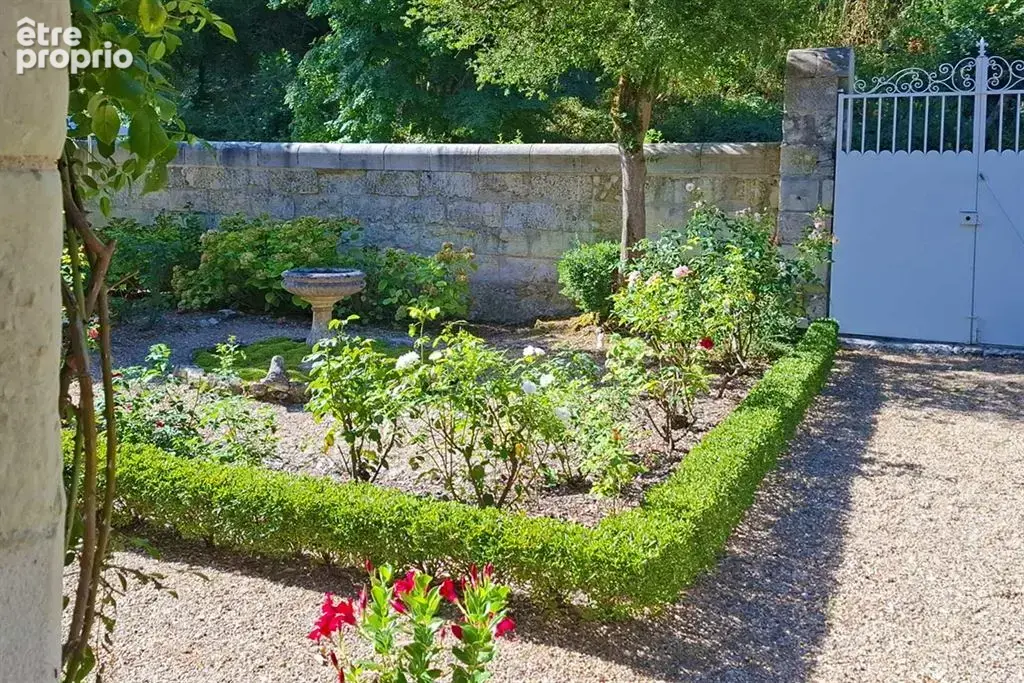 Centre-Val de Loire – Athée-sur-Cher (37270), Indre-et-Loire, près de Tours – Maison de maître de 230 m², 5 chambres, parc de 2, - photo 18