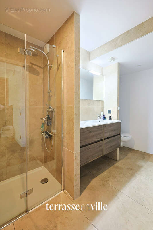 Duplex de luxe - 123m2 - terrasse 22m2- rooftop vue mer 60m2 - jacuzzi - 4 parkings - photo 15