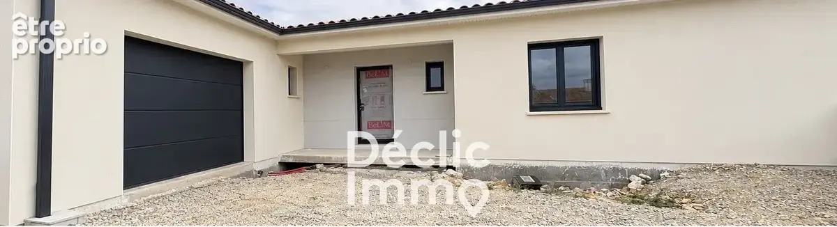 Gond-Pontouvre  Pavillon neuf de plein-pied (127 m²) avec 4 chambres & finitions sur-mesure ! - photo 6
