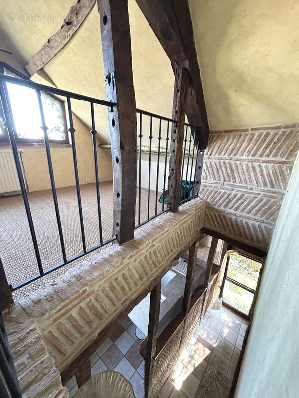 Maison à SAINT-PANTALEON-DE-LARCHE