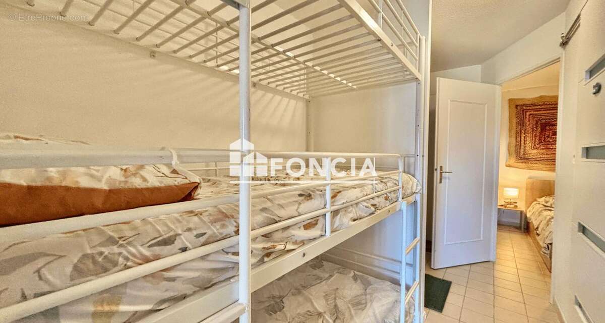 Appartement à LA LONDE-LES-MAURES