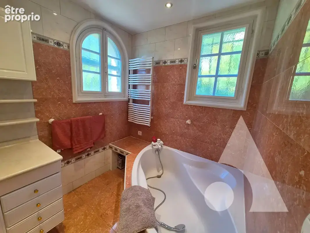 Coup de coeur à salernes - villa avec piscine, vue château & double potentiel ! - 410.000 - photo 8