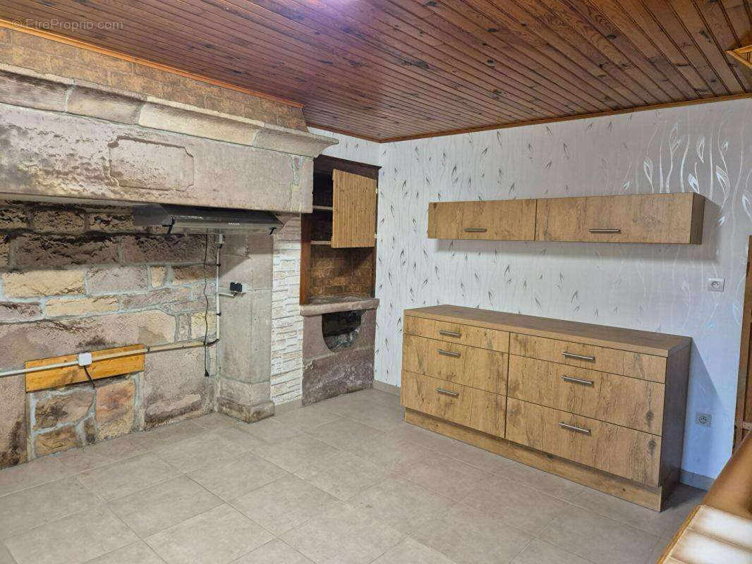 Maison à EQUEVILLEY