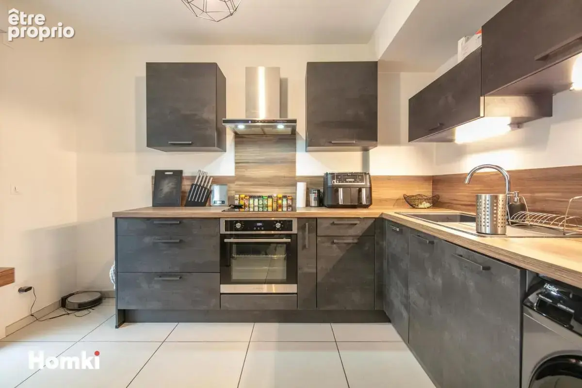 Appartement T3 de 60 m² à Grenoble 38100, Allée Henriette Gröll - photo 5