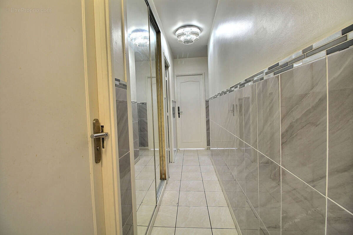 Appartement à COLOMBES