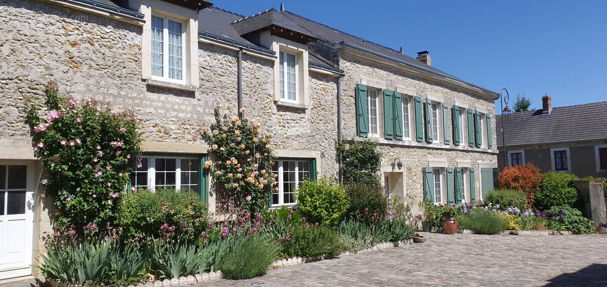 Maison à CRUGNY
