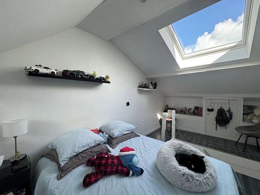 Maison à SAINT-NOM-LA-BRETECHE