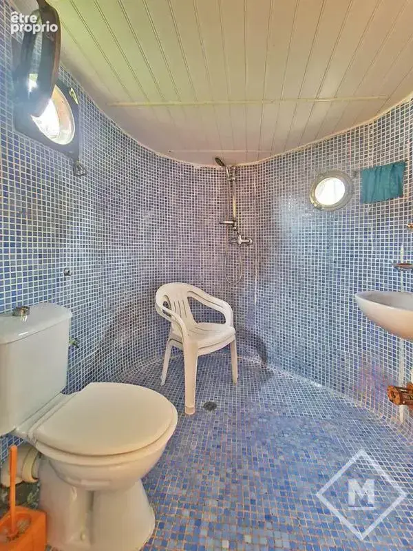 Maison familiale de 282 m² avec piscine, dépendances et fort potentiel 13013 - photo 33