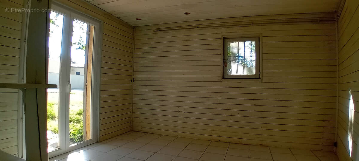 Maison à L'ISLE-SUR-LA-SORGUE