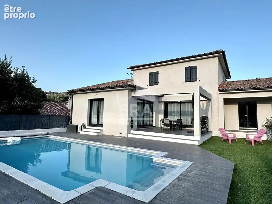 Maison à L'ESCALE