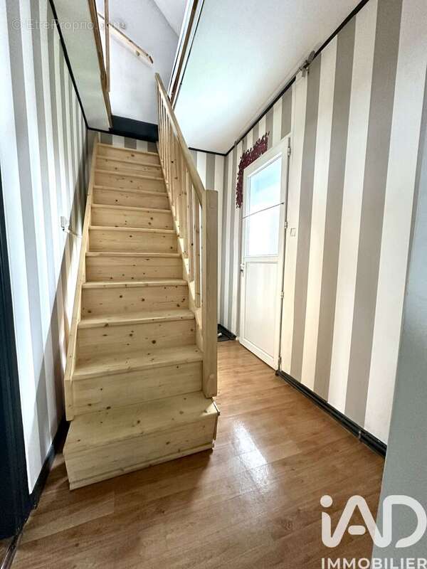 Maison 122 m² à Clairmarais  - photo 8