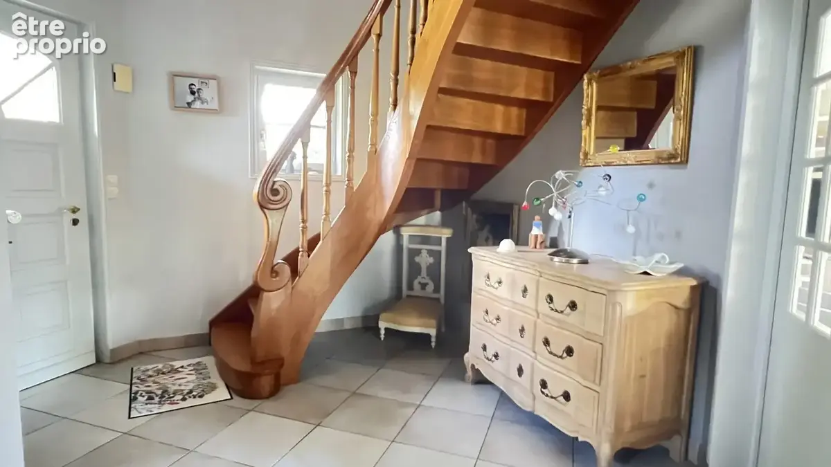 Maison 8 pièces 208 m² à vendre à Hem (59510) - photo 8