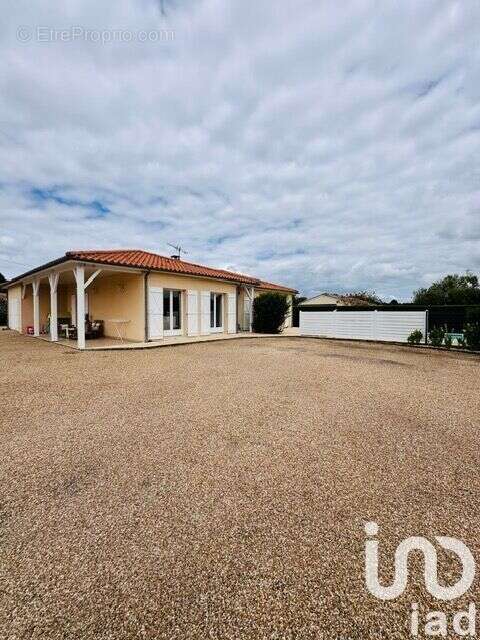 Photo 3 - Maison à LAMOTHE-MONTRAVEL