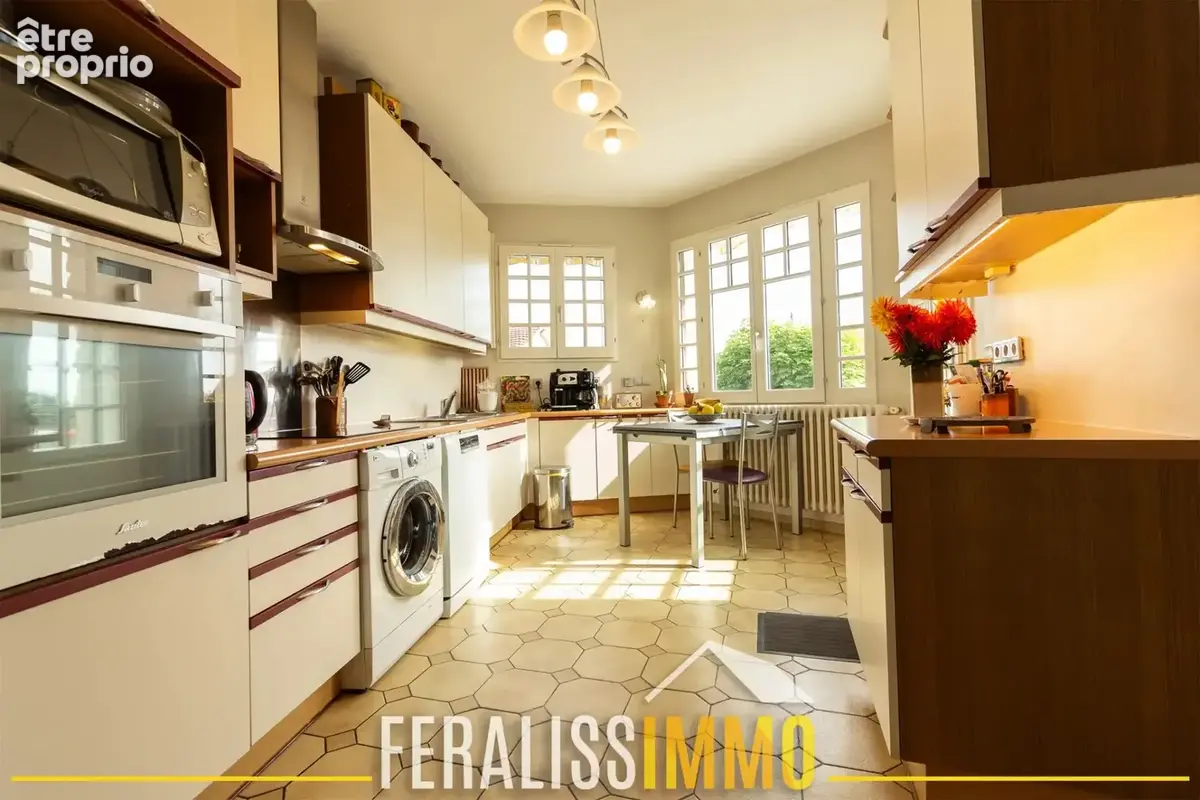 Maison familiale chaleureuse au coeur du village de Cergy - photo 9