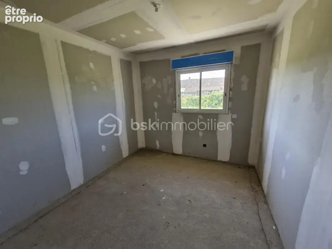 Charmante maison de 100m2 à finir de sublimer sur son terrain de 2135m2 à Menesplet - photo 7