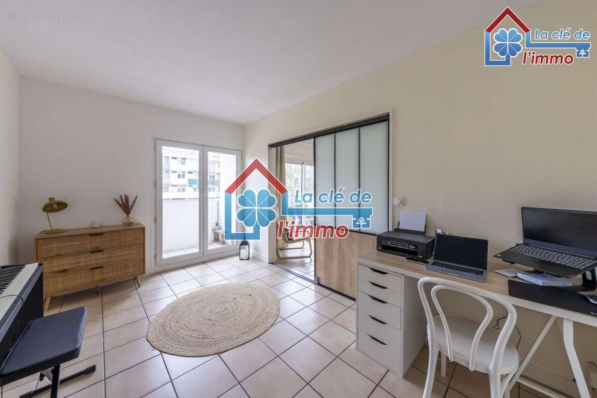 Appartement t4 lumineux + balcon + cave - photo 7