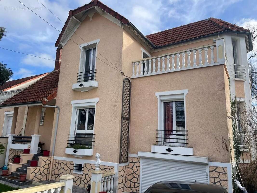 Maison à MONTFERMEIL