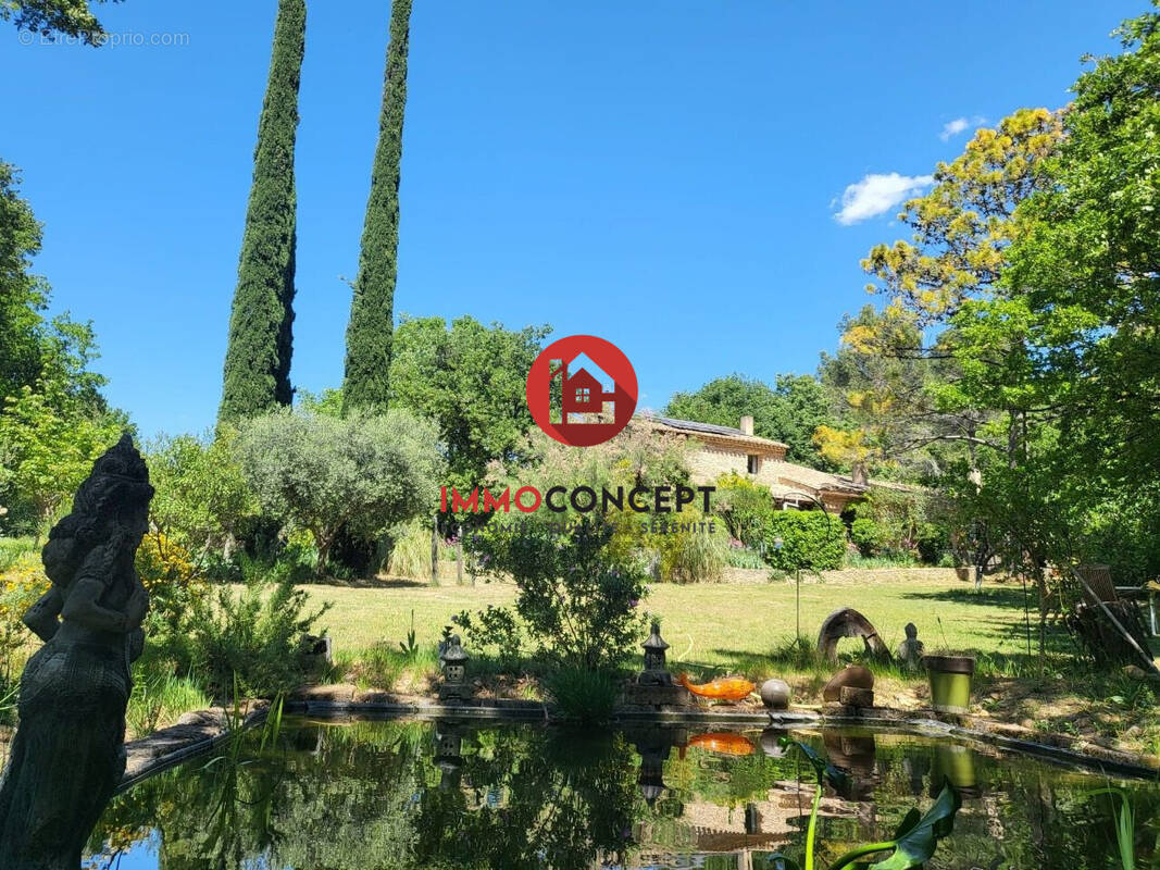 Maison à ROCHEFORT-DU-GARD