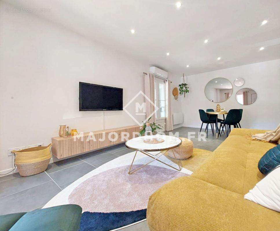 Appartement à MARSEILLE-6E