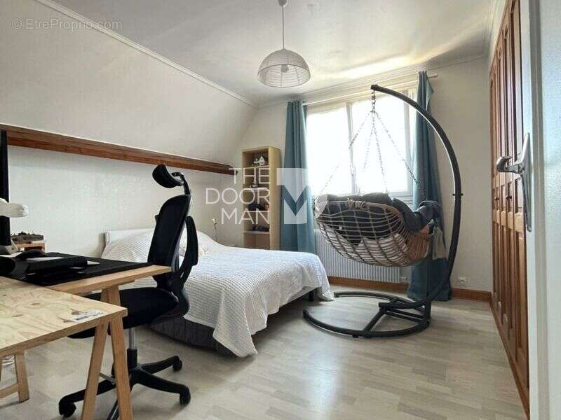 Maison à LIMOURS