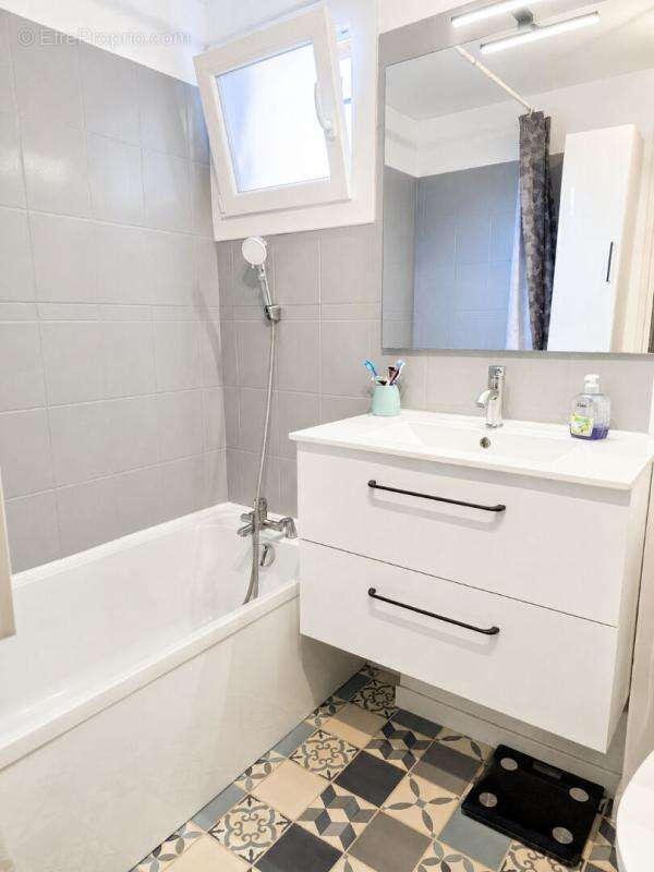 Maison  4 pièce(s) 90 m2 avec extérieur et panneaux solaires - photo 6