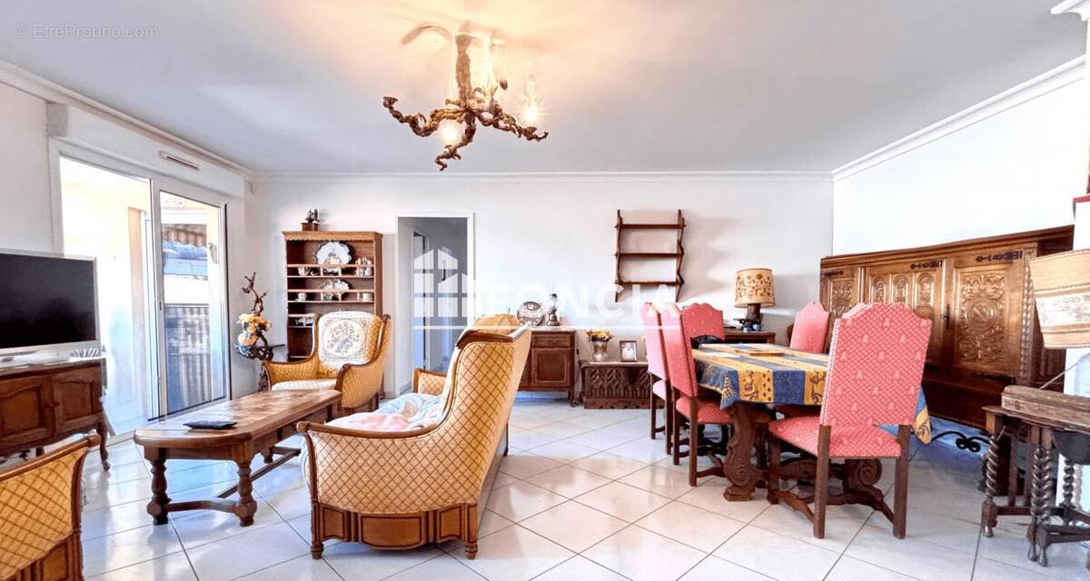 Appartement à SAINT-RAPHAEL