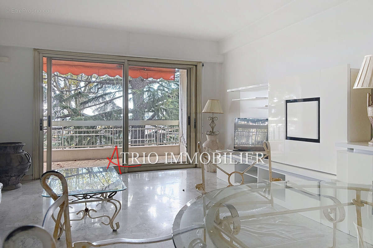 Appartement à CAGNES-SUR-MER