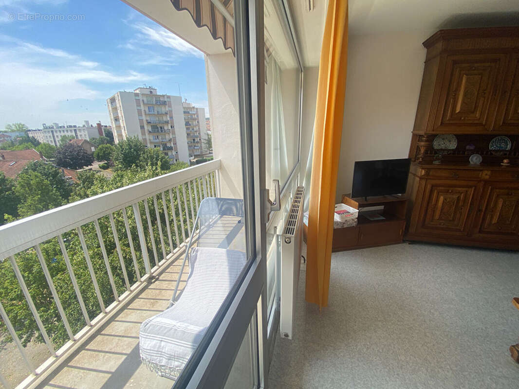 Appartement Dijon 4 pièce(s) 77m2 + loggias + 2 caves +place de parking - photo 5