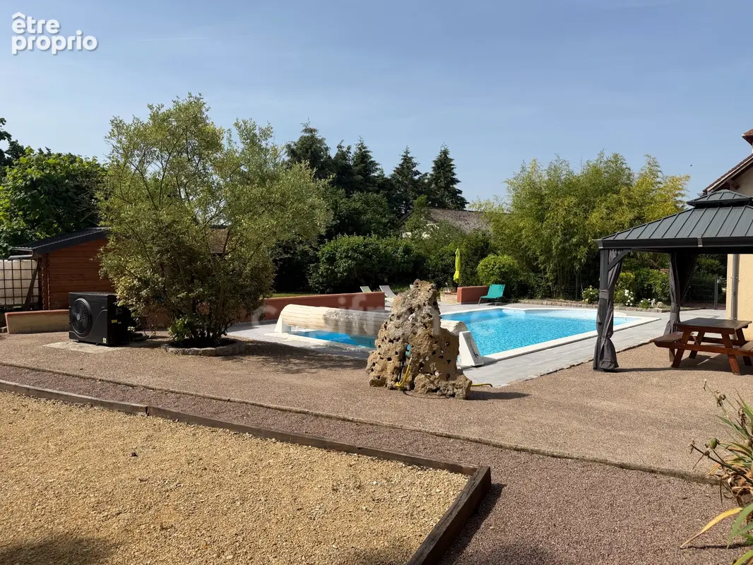Maison à vendre CHAMPS SUR YONNE (89) Magnifique propriété de 272 m² 6 Chambres Piscine Terrain de 4800 m2 - photo 16