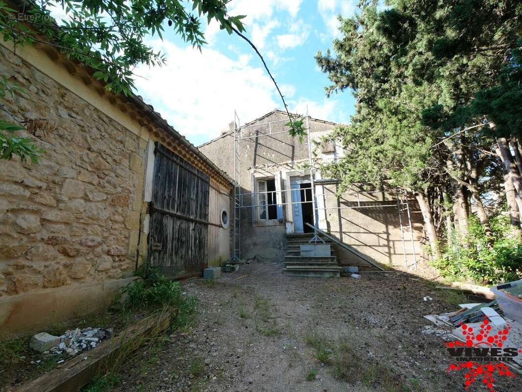 Maison à CREISSAN