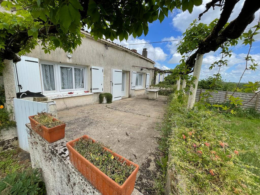 Maison à LE CHAMP-SAINT-PERE