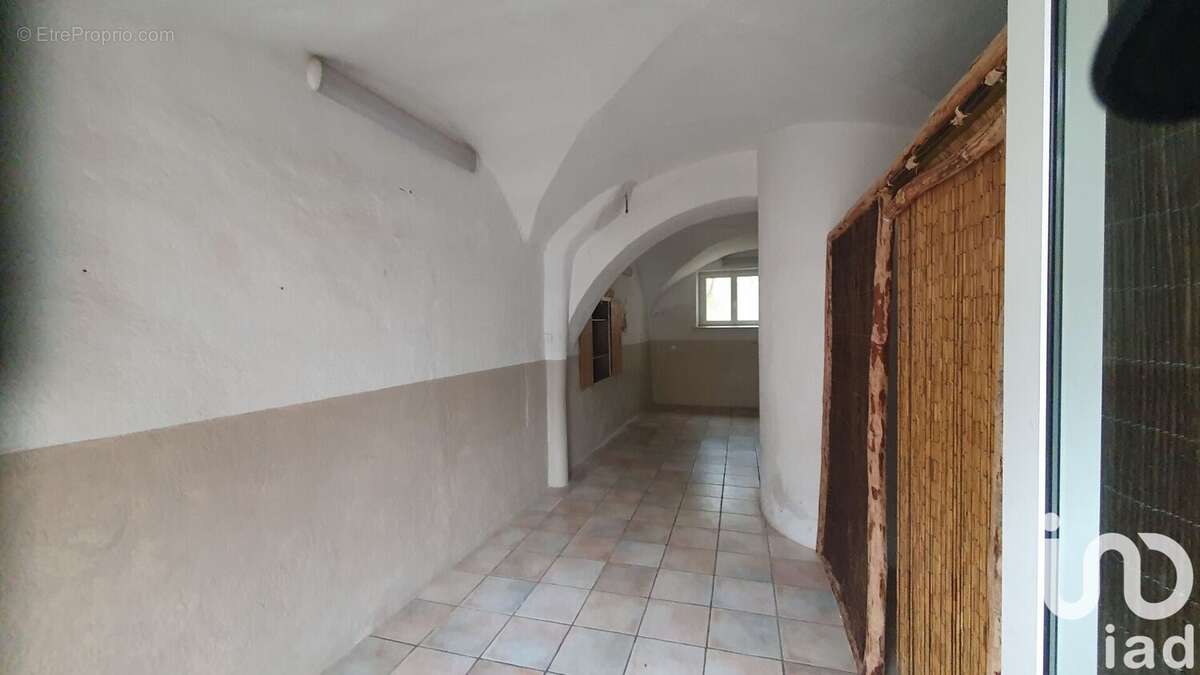 Photo 9 - Maison à LA BASTIDE-DES-JOURDANS