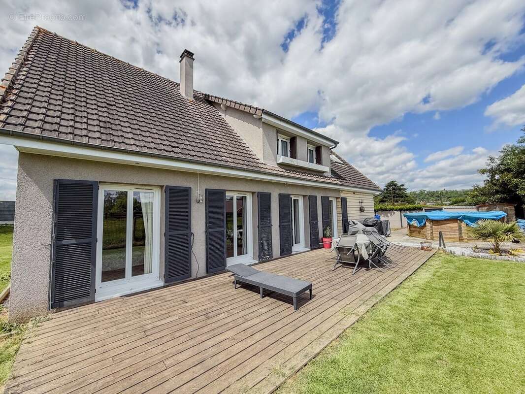 Maison à BEAUMONT-LE-ROGER